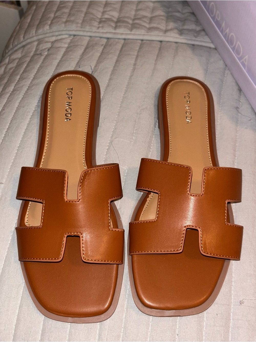 TOP Moda Cognac Brown Slide Sandals